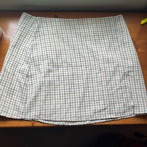 mini skirt with slit